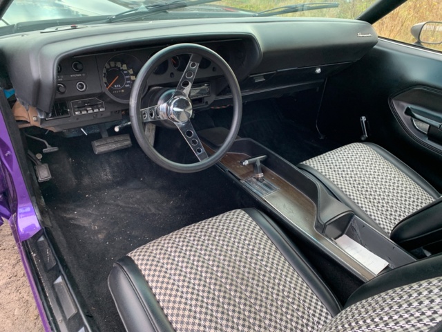 952139-20 Plymouth Barracuda 5.2 V8 automatic -1973