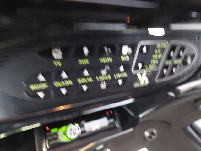 952147-32 Limousine Lincoln Town Car Stretch 4.6 V8 2V SOHC - 2004