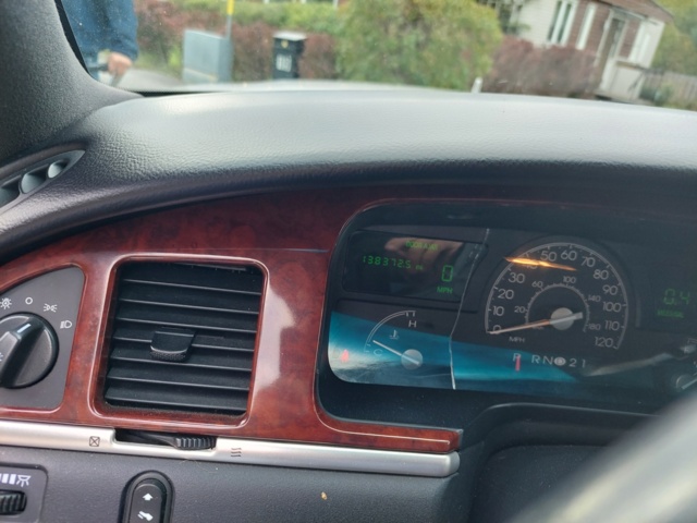 952147-41 Limousine Lincoln Town Car Stretch 4.6 V8 2V SOHC - 2004