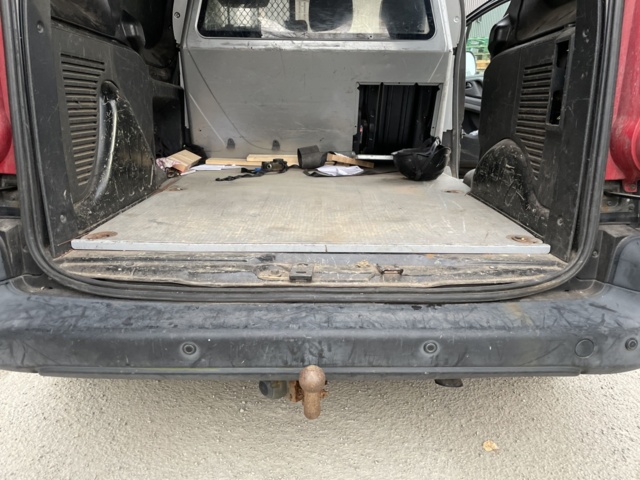 768269-9 Peugeot Partner Van 1.6 HDi - 2008