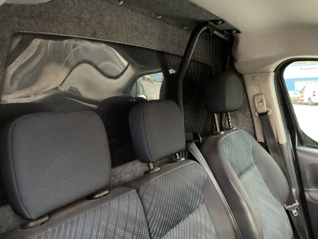 768269-21 Peugeot Partner Van 1.6 HDi - 2008