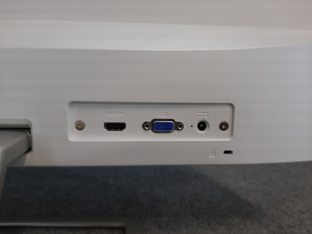 922978-6 Monitors 23.8" x2, HP 24er