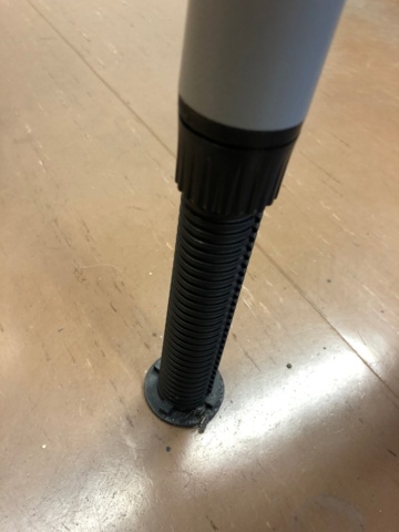 952260-3 Martela kulmapöytä ja laatikosto