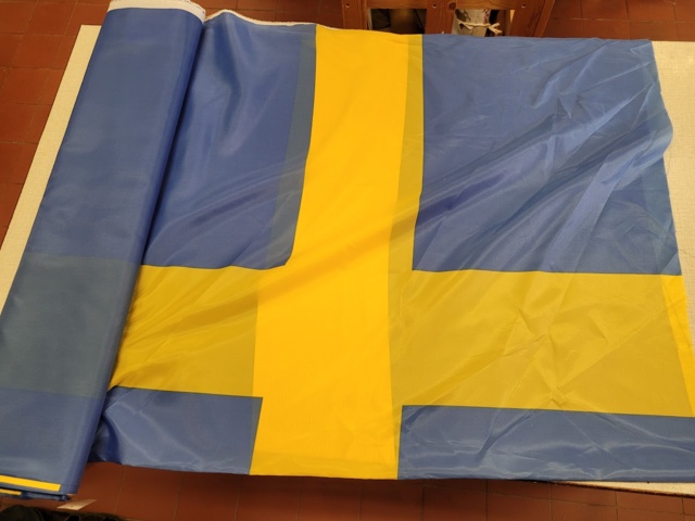 952632-11 Various fabrics, patterned cotton fabric, Swedish flag fabric