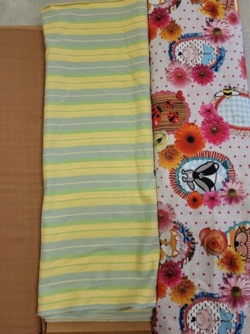 952632-6 Various fabrics, patterned cotton fabric, Swedish flag fabric