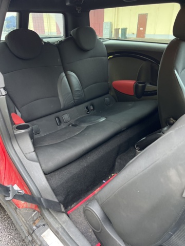 917489-17 MINI Cooper Clubman 1.6D -2013