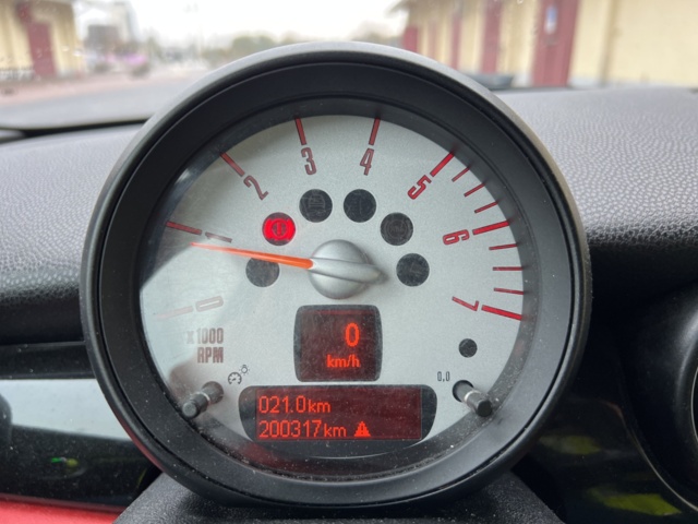 917489-22 MINI Cooper Clubman 1.6D -2013