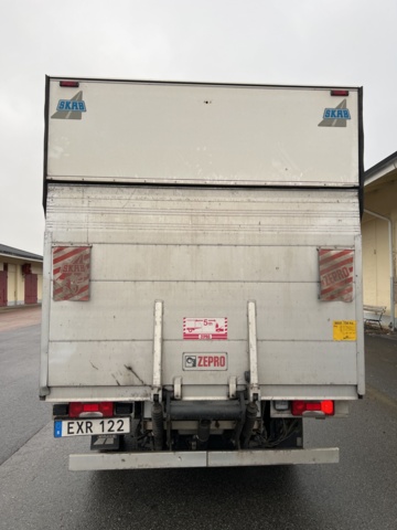 917490-4 Iveco Daily 35-170 Chassis Cab 3.0 JTD Hi-Matic, 170hp, 2016