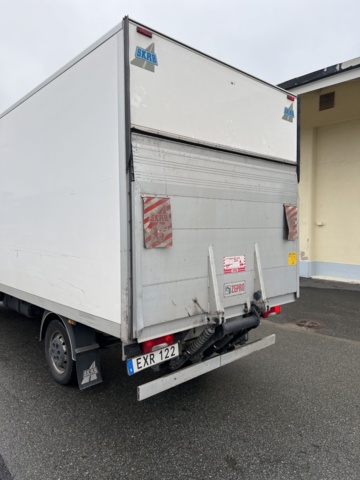 917490-12 Iveco Daily 35-170 Chassis Cab 3.0 JTD Hi-Matic, 170hp, 2016