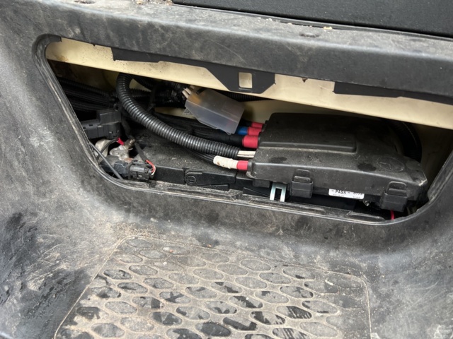 917490-27 Iveco Daily 35-170 Chassis Cab 3.0 JTD Hi-Matic, 170hp, 2016