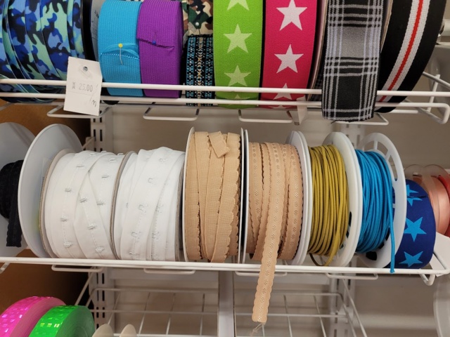 952664-1 Diverse sytillbehör, Resår, hyska-hake på metervara