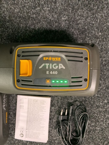 953494-9 Grass trimmer Stiga SBC 700 D AE battery