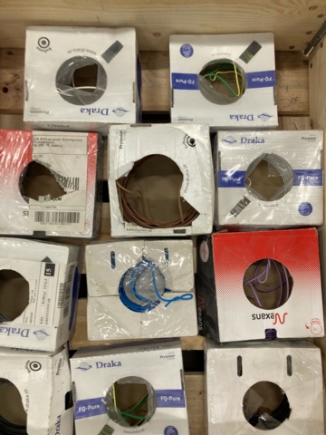 952056-8 Assortment of installation cable Draka, Nexans etc