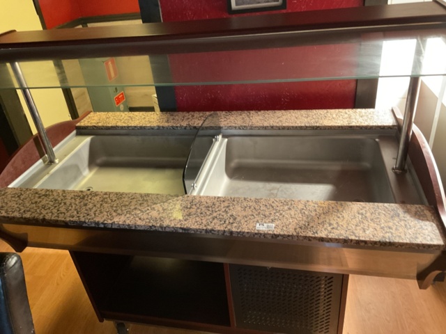 887173-3 Heating and cooling buffet on wheels