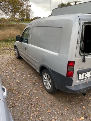 887210-7 Opel Combo Van 1.7 DTI - 2003