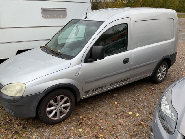 887210-17 Opel Combo Van 1.7 DTI - 2003