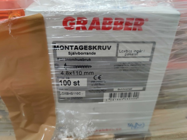 953572-7 Approx. 90 packs Mounting screw Grabber