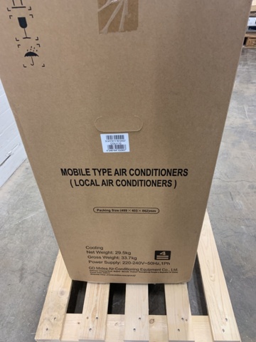 953801-6 Air conditioning Midea 9000BTU Basic Portable 230V