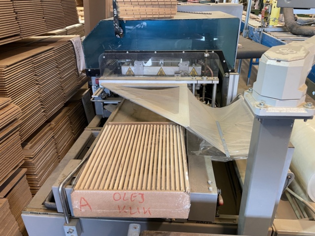 953585-29 Profiling line for herringbone parquet