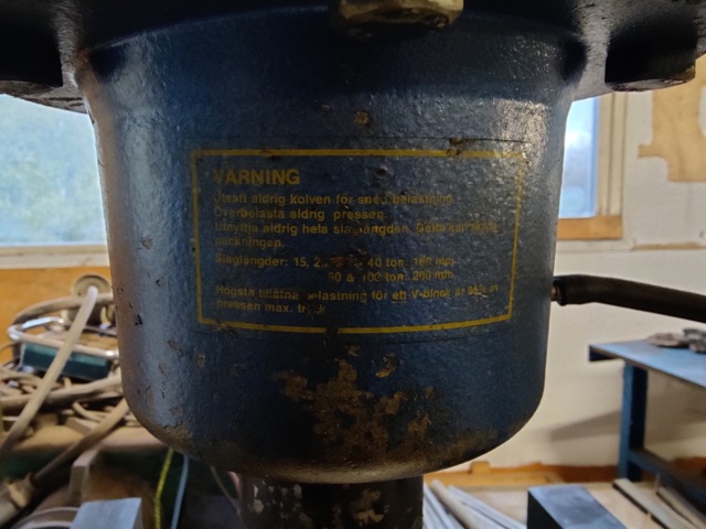 949216-5 Workshop press Stenhøj 60 tons