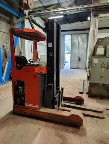 949226-1 Reach truck BT RT 2000 E (repair object)