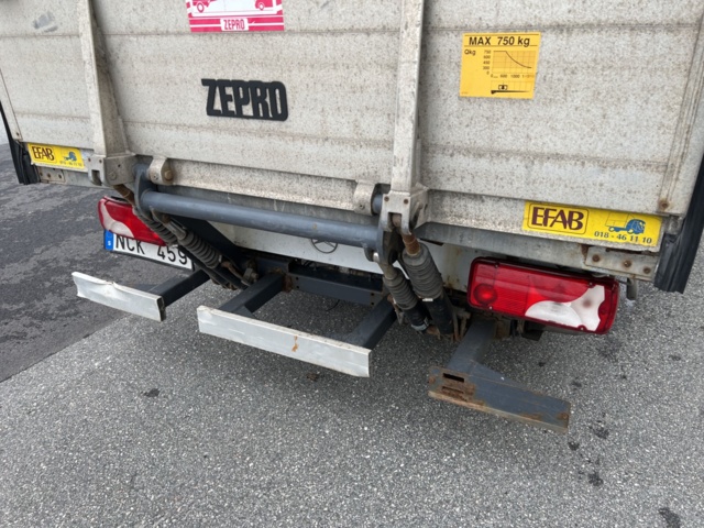 912628-11 Mercedes-Benz Sprinter 316 CDI Chassis Cab Automatic, 163hp, 2013