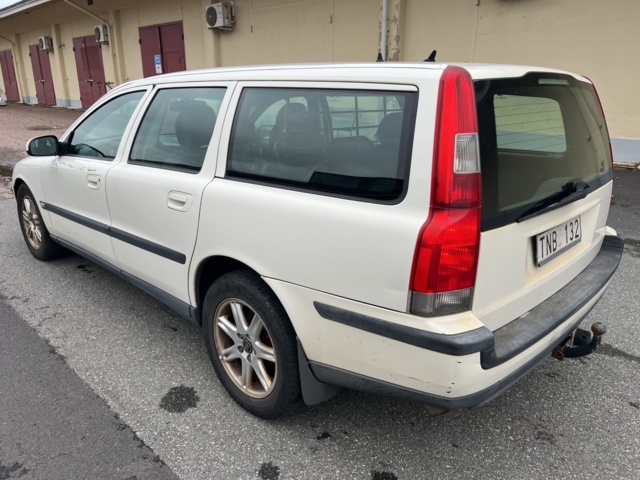 946160-3 Volvo V70 2.4T - 2002