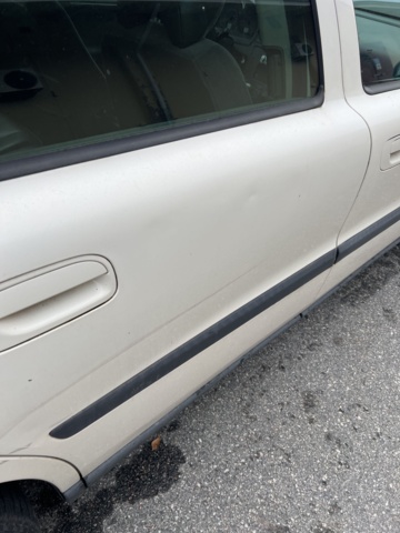 946160-16 Volvo V70 2.4T - 2002