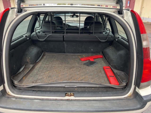 946160-23 Volvo V70 2.4T - 2002