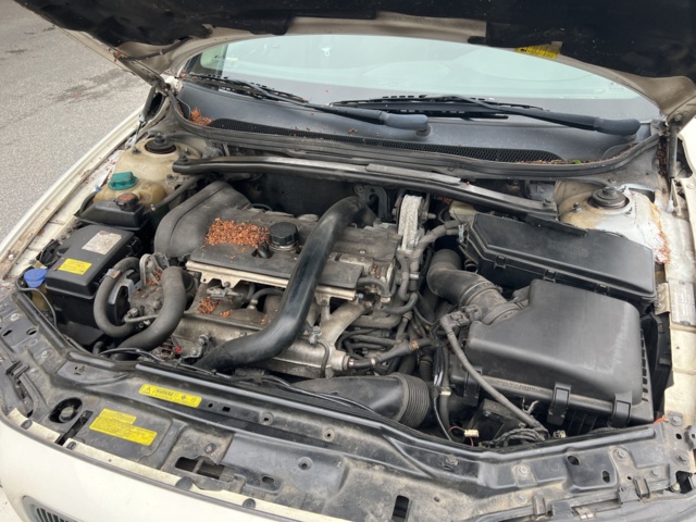 946160-28 Volvo V70 2.4T - 2002