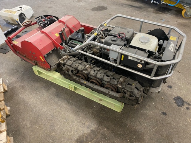 950712-2 Slope mower Timan RC-750 -2012