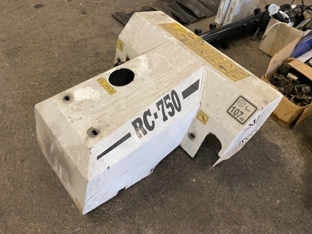 950712-10 Slope mower Timan RC-750 -2012