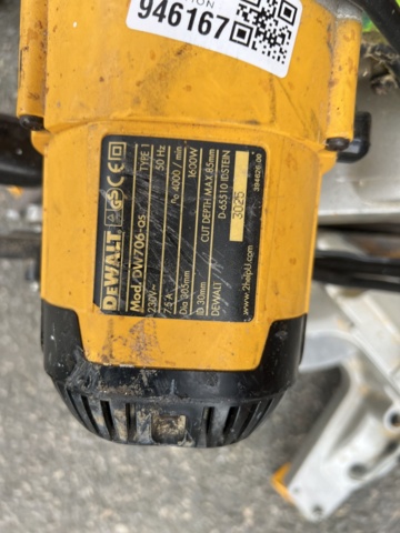 946167-3 Kap gersaw DeWalt ink table saw