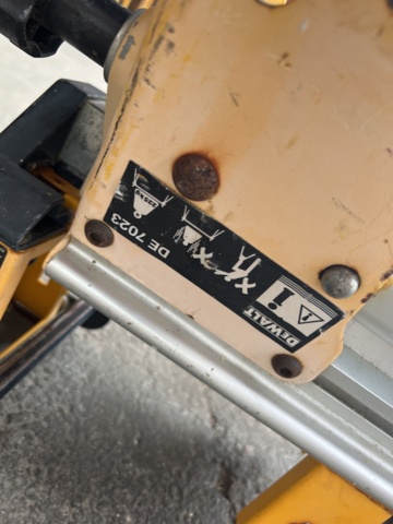 946167-6 Kap gersaw DeWalt ink table saw