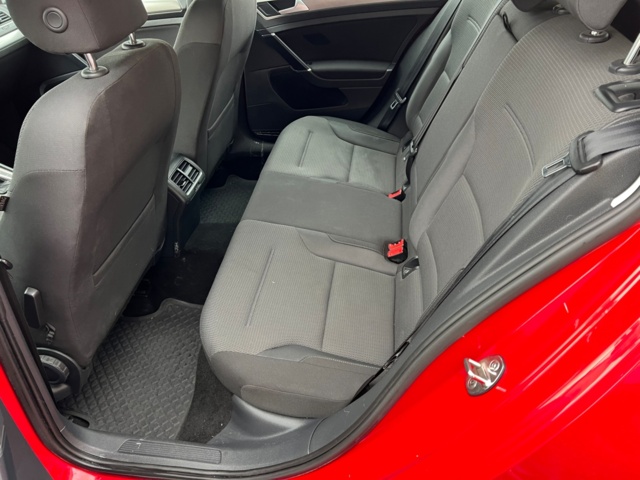 950643-9 Volkswagen Golf Sportscombi 1.4 TGI CNG - 2015