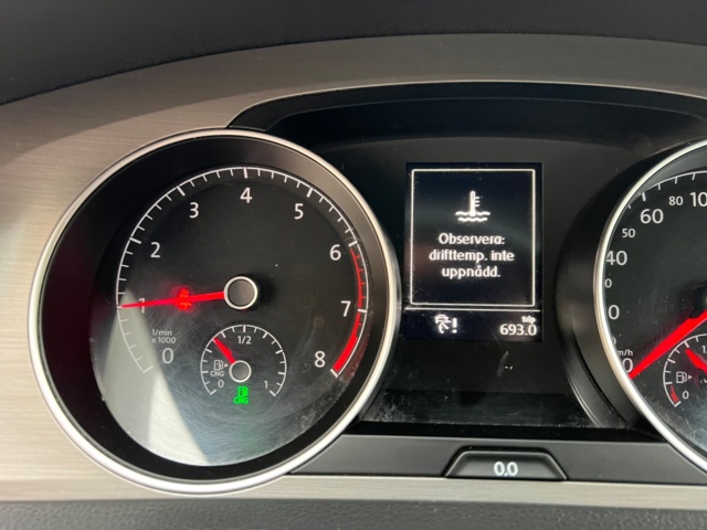 950643-25 Volkswagen Golf Sportscombi 1.4 TGI CNG - 2015