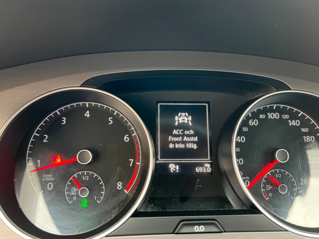 950643-27 Volkswagen Golf Sportscombi 1.4 TGI CNG - 2015