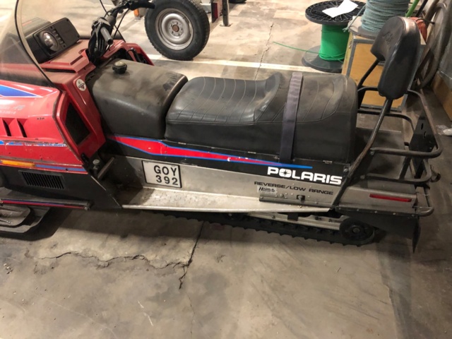 950697-10 Snowmobile POLARIS INDY WIDETRAK GT -1995 + snowmobile sled