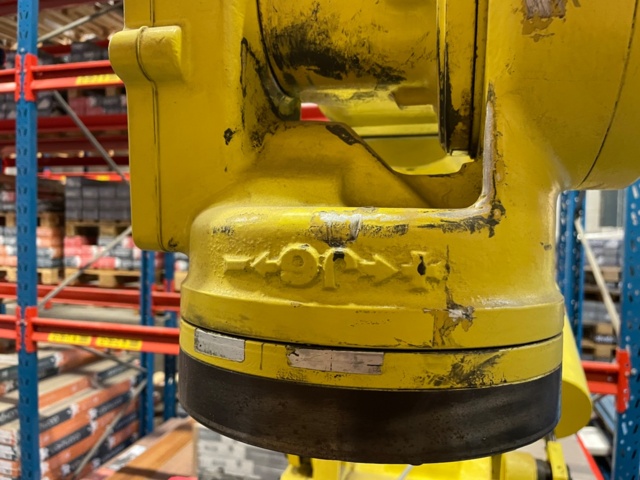 768218-4 Robot Fanuc S-Model 420F - 2 pieces