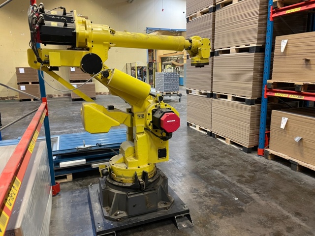 768218-3 Robot Fanuc S-Model 420F - 2 pieces