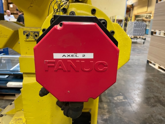 768218-7 Robot Fanuc S-Model 420F - 2 pieces