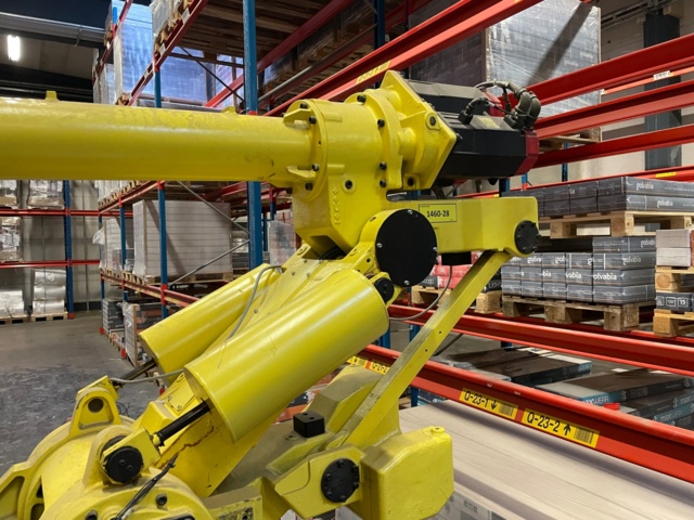768218-10 Robot Fanuc S-Model 420F - 2 pieces