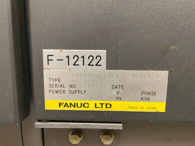 768218-21 Robot Fanuc S-Model 420F - 2 pieces