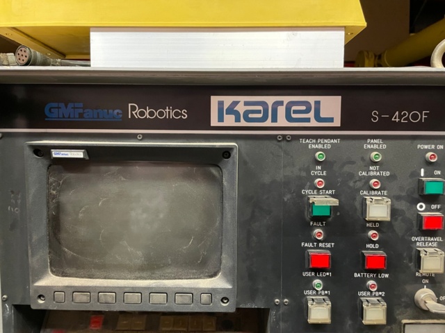 768218-23 Robot Fanuc S-Model 420F - 2 pieces