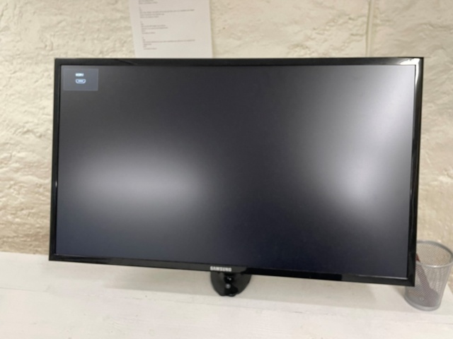 917512-1 Computer monitor 27" Samsung S27F350FHU