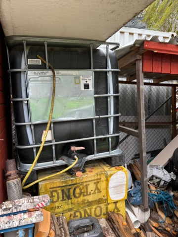 804203-8 "Everything on the farm" - building materials, grills etc