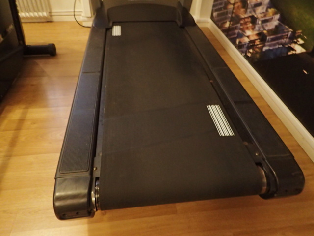 862044-2 Treadmill Pulse Fitness 260G