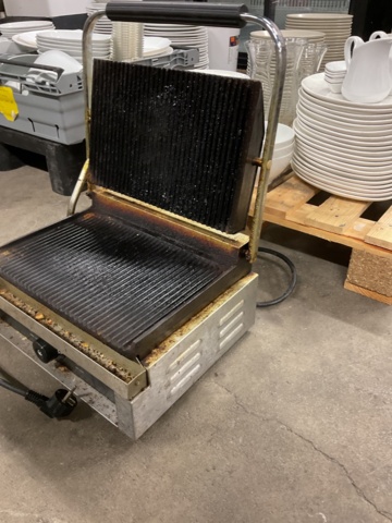 887259-5 Double clamp grill