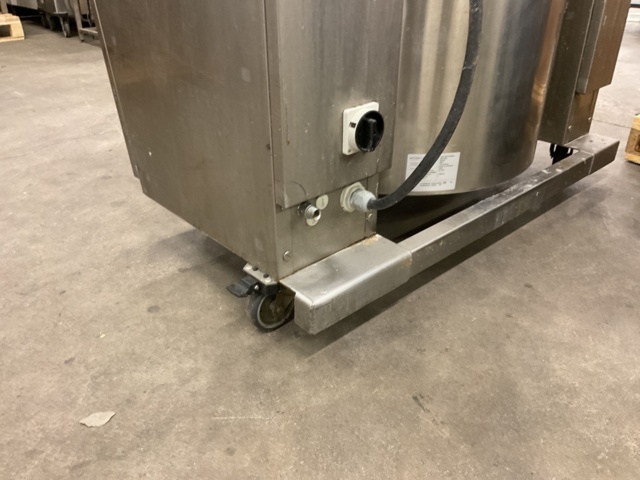 887263-7 Getinge 100L cooking pot on wheels -2020