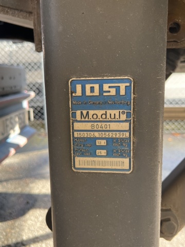 946173-12 Trailer JOST with Ekeri cabinet -2015